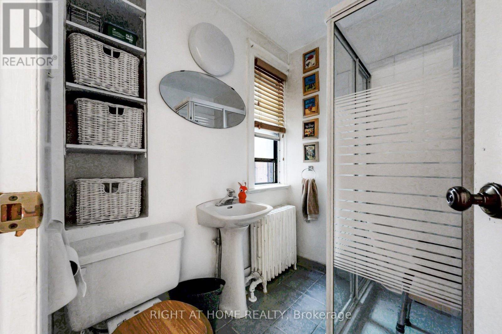 262 Lippincott Street, Toronto, Ontario  M5S 2P5 - Photo 8 - C13826960