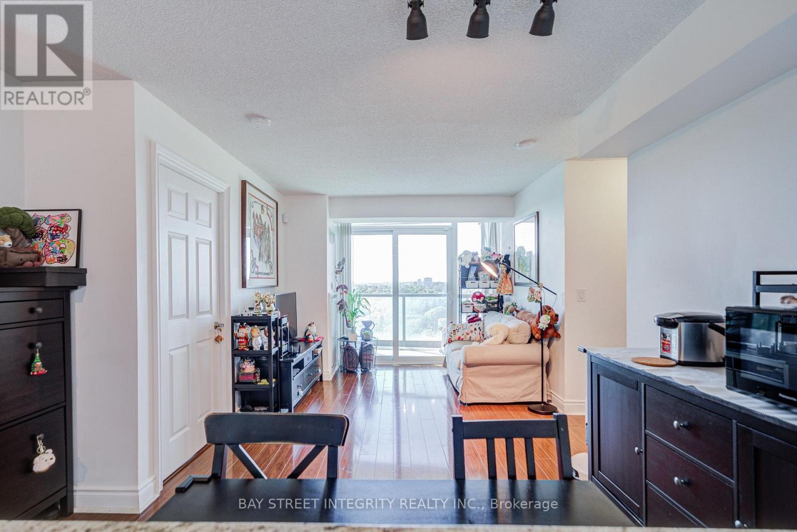 1318 - 25 Greenview Avenue, Toronto, Ontario  M2M 0A5 - Photo 14 - C13826978