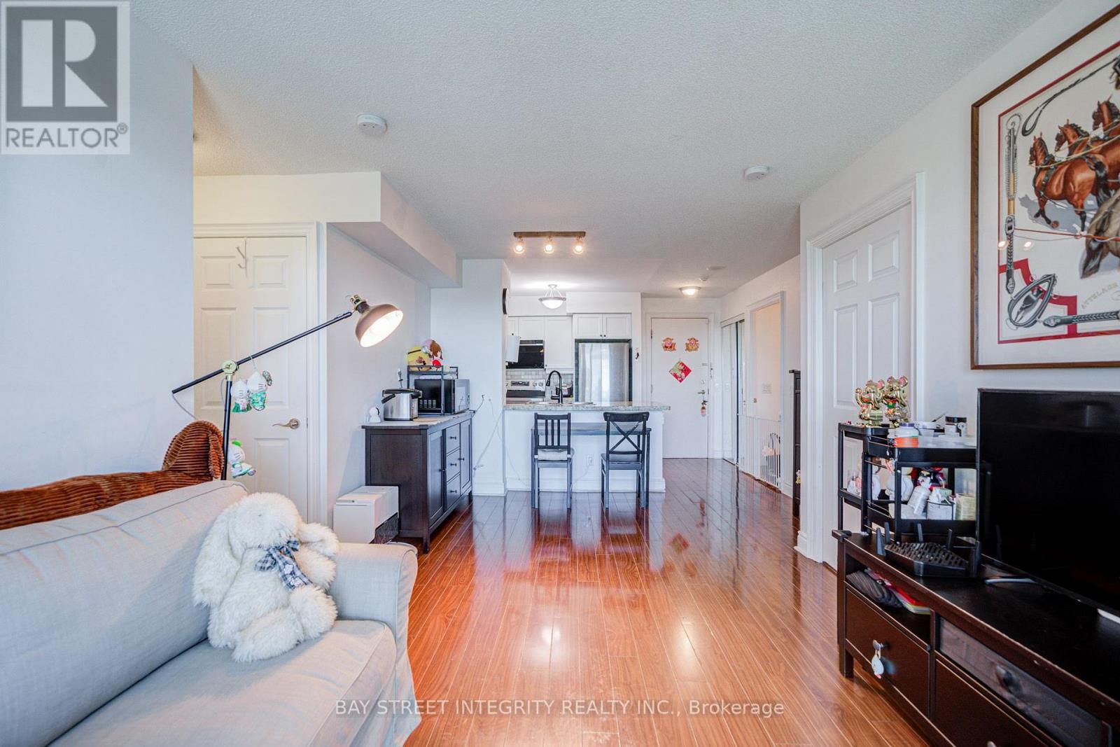 1318 - 25 Greenview Avenue, Toronto, Ontario  M2M 0A5 - Photo 18 - C13826978