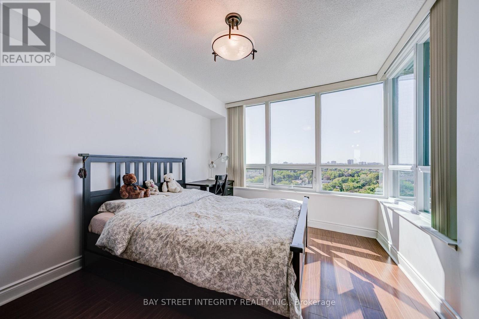 1318 - 25 Greenview Avenue, Toronto, Ontario  M2M 0A5 - Photo 19 - C13826978