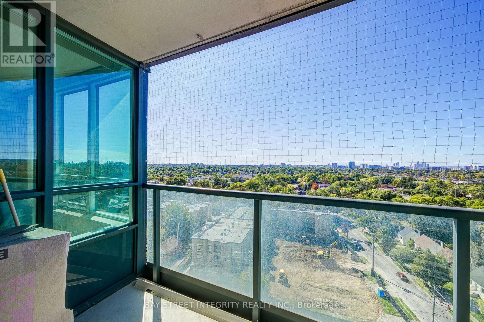 1318 - 25 Greenview Avenue, Toronto, Ontario  M2M 0A5 - Photo 32 - C13826978