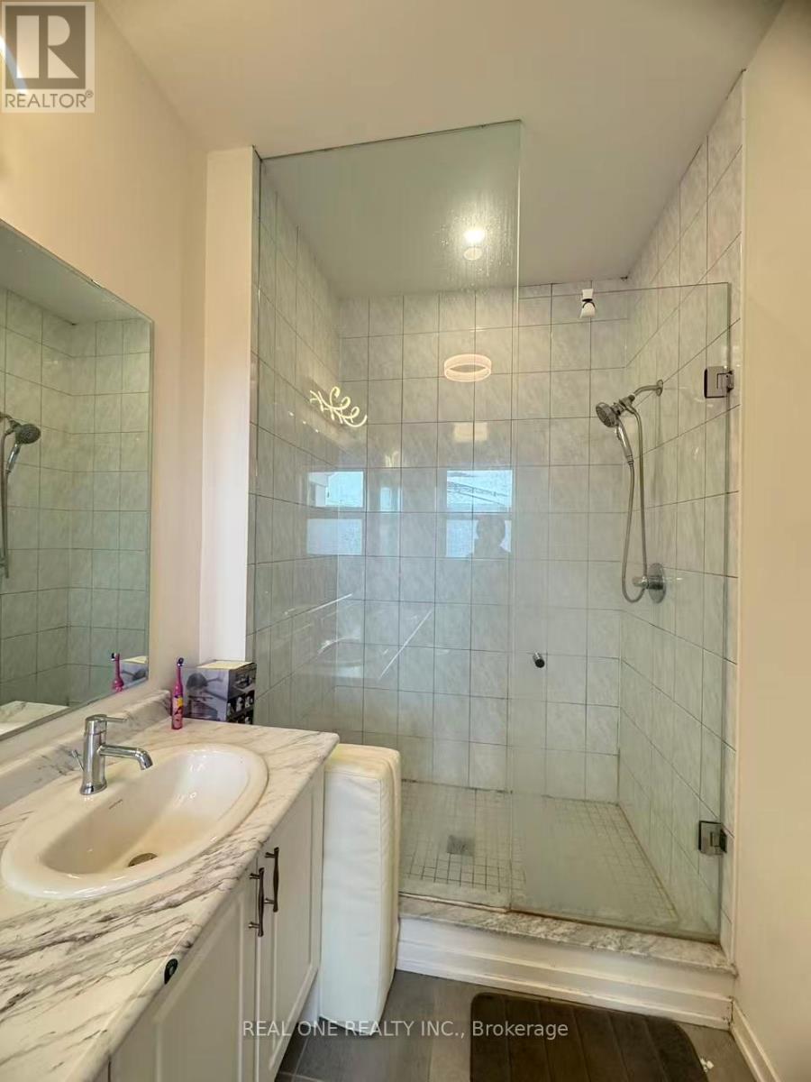 22 Andalusia Lane, Markham, Ontario  L6E 0V3 - Photo 15 - N13826910