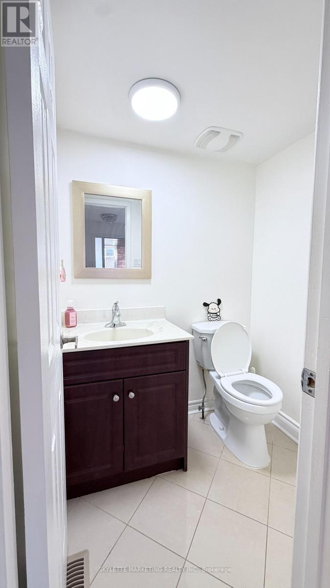 30 Ascot Crescent, Markham, Ontario  L3R 3P6 - Photo 11 - N13826954
