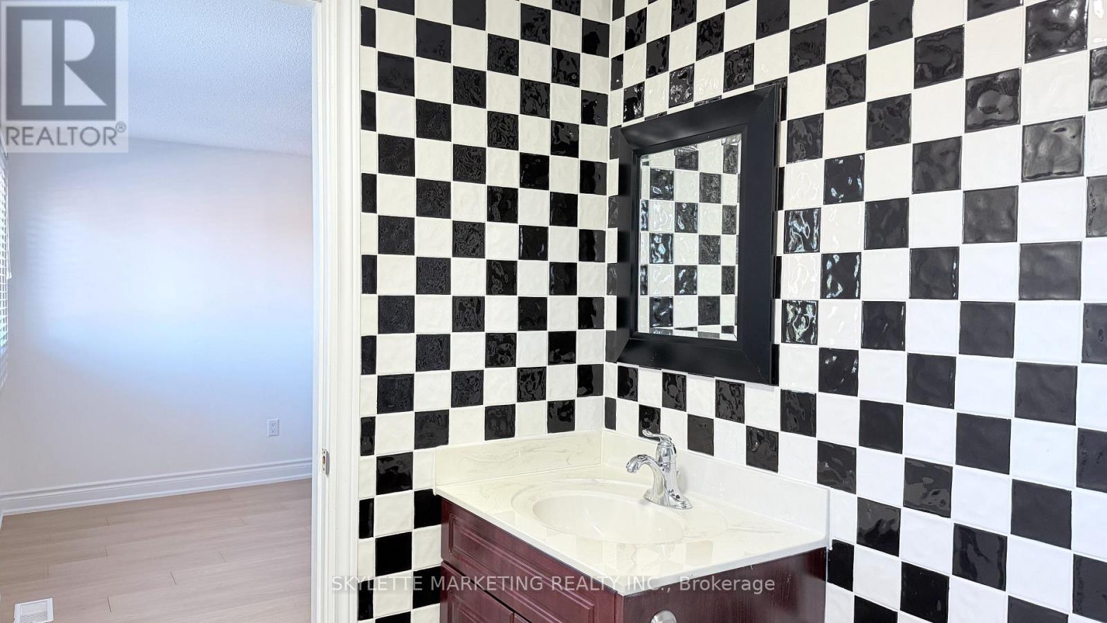 30 Ascot Crescent, Markham, Ontario  L3R 3P6 - Photo 27 - N13826954