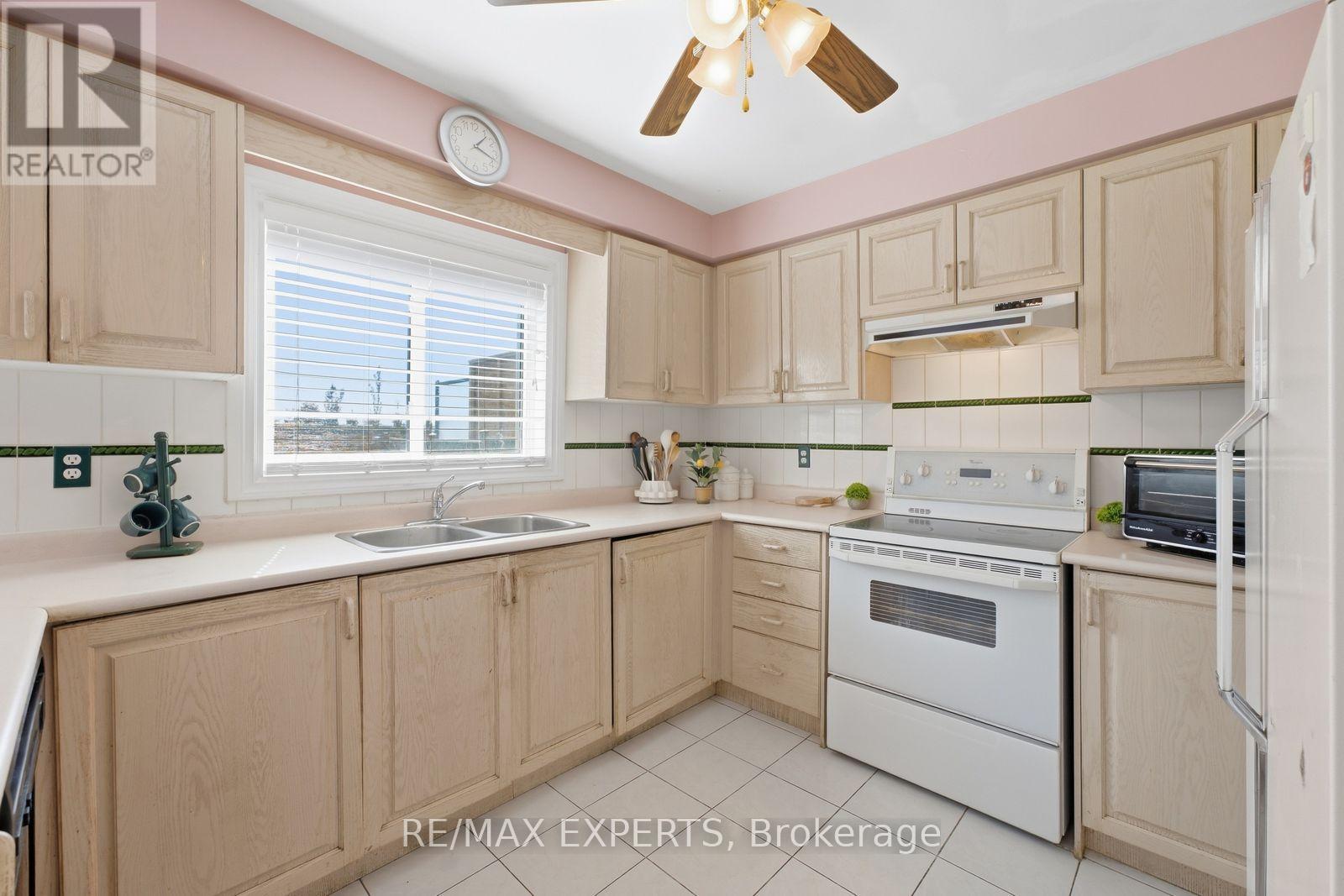 337 Forest Drive, Vaughan, Ontario  L4L 8V7 - Photo 13 - N13826958