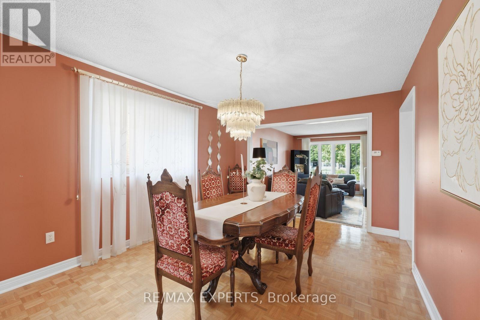337 Forest Drive, Vaughan, Ontario  L4L 8V7 - Photo 8 - N13826958
