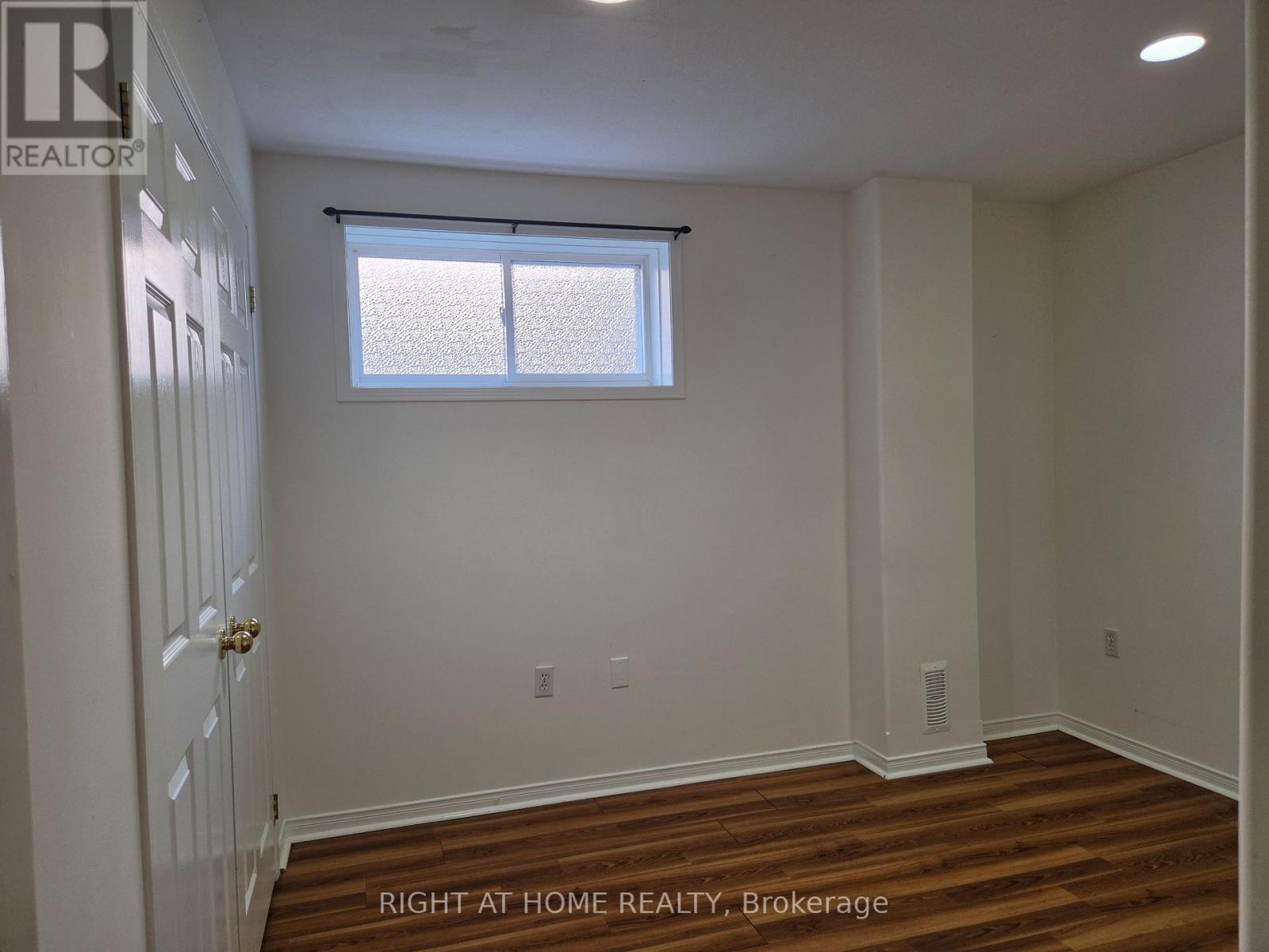 Lower - 35 Forest Dale Drive, Barrie, Ontario  L4M 6M7 - Photo 15 - S13826920
