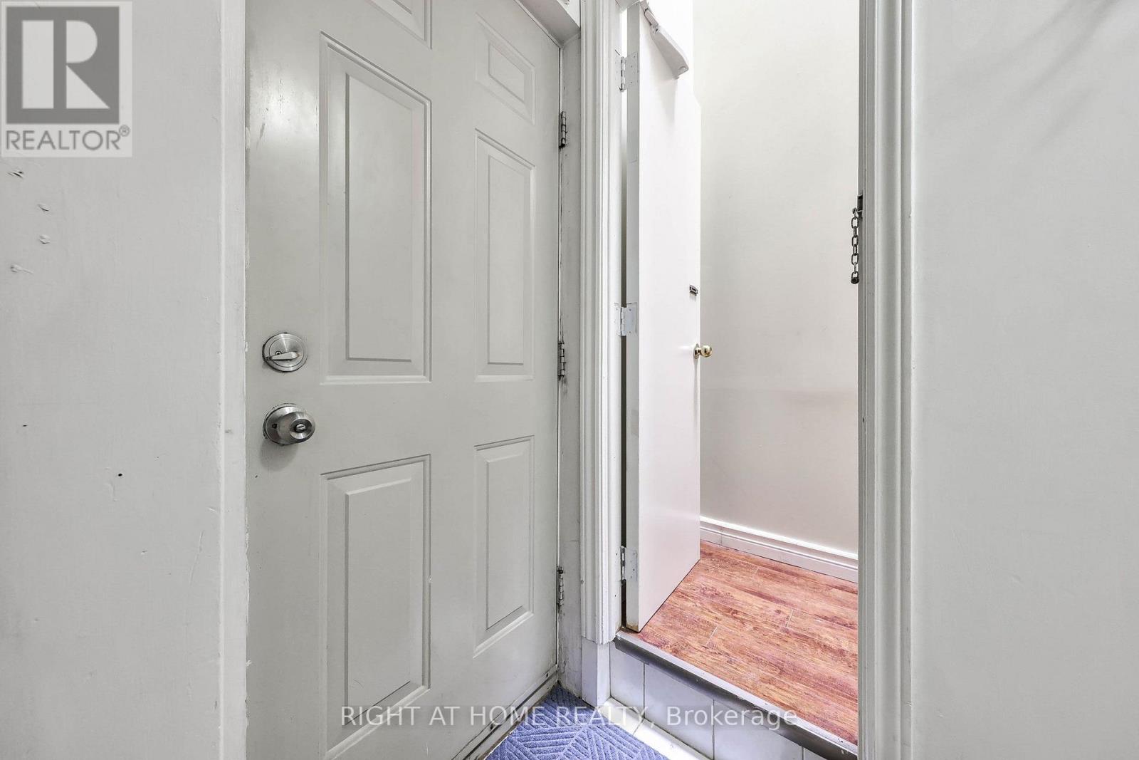 243 Coleridge Avenue, Toronto, Ontario  M4C 4J2 - Photo 20 - E13826990