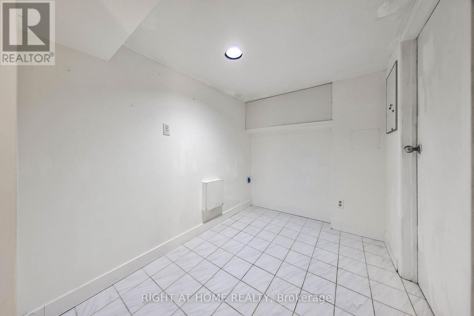 243 Coleridge Avenue, Toronto, Ontario  M4C 4J2 - Photo 29 - E13826990