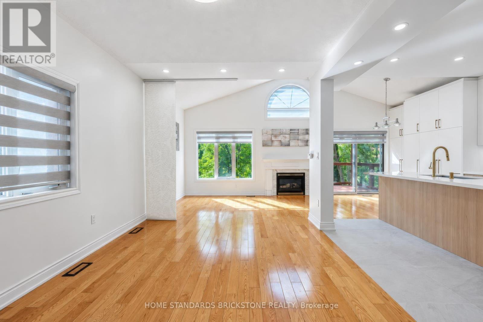 46 Monastery Lane, Toronto, Ontario  M1L 4V6 - Photo 5 - E13826996