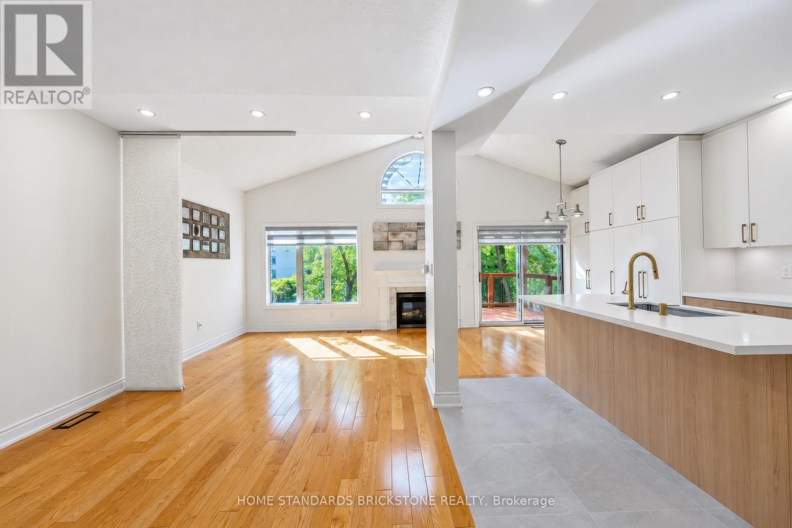46 Monastery Lane, Toronto, Ontario  M1L 4V6 - Photo 8 - E13826996