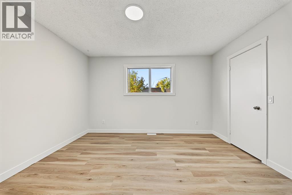 310 Castleridge Drive NE, Calgary, Alberta  T3J 3C4 - Photo 18 - A2347497