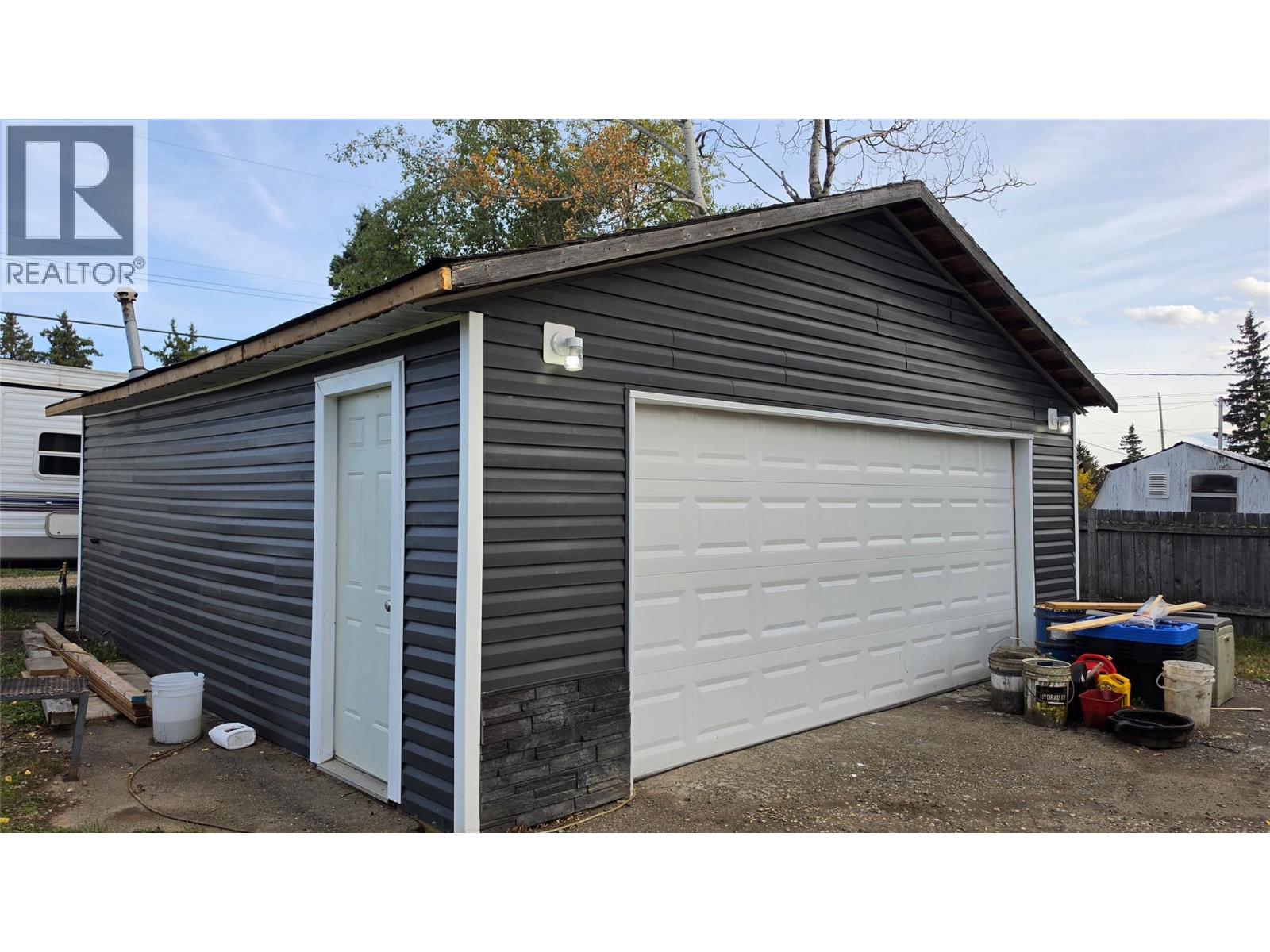 9108 8 Street, Dawson Creek, British Columbia  V1G 3N4 - Photo 24 - 10400415