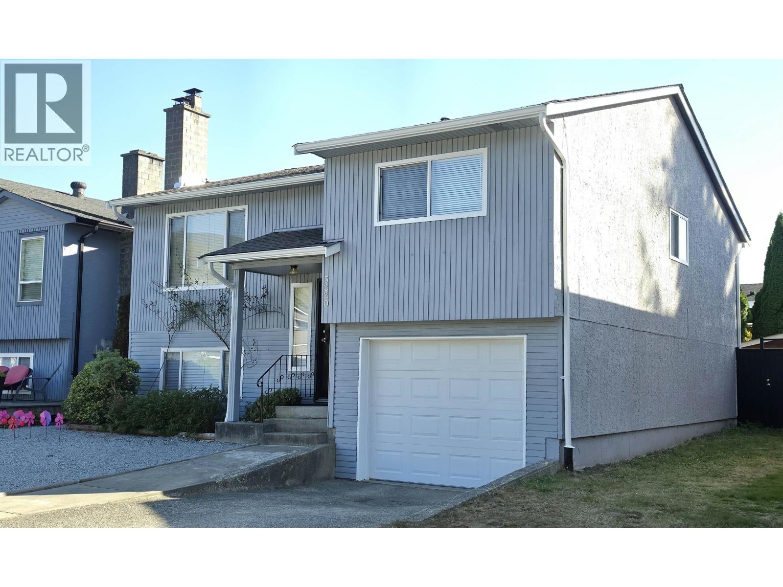 3220 Harwood Avenue, Coquitlam, British Columbia  V3E 1T8 - Photo 25 - R3168743