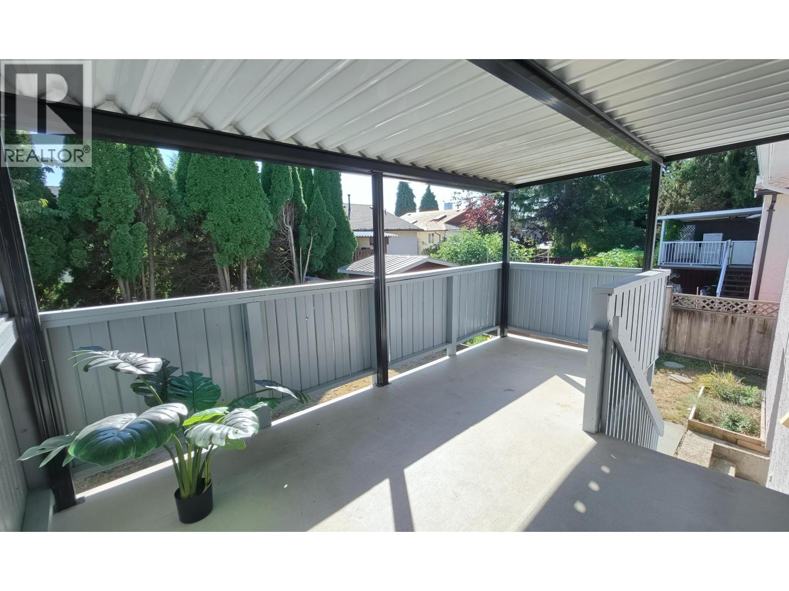 3220 Harwood Avenue, Coquitlam, British Columbia  V3E 1T8 - Photo 12 - R3168743