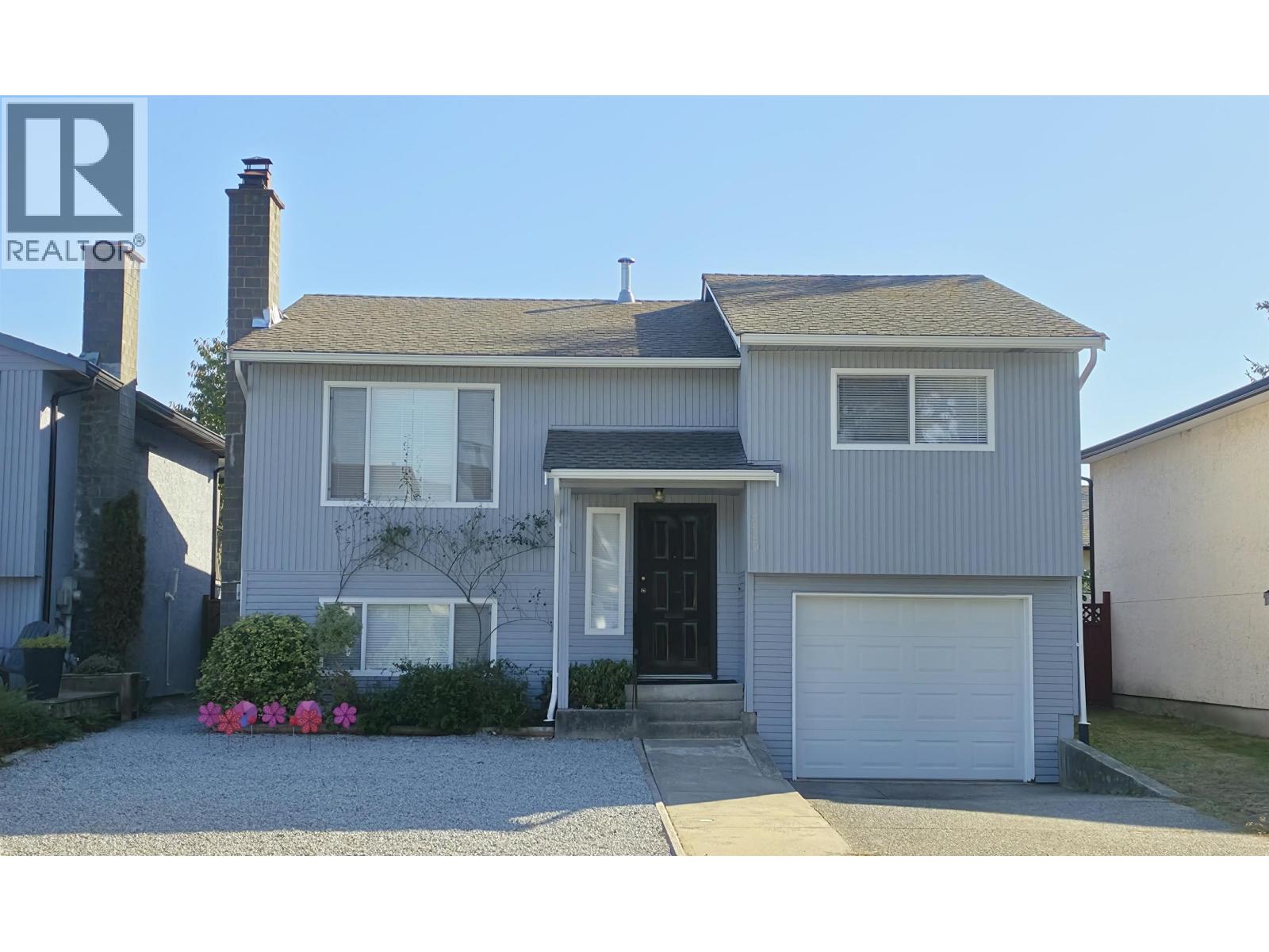 3220 HARWOOD AVENUE, Coquitlam, British Columbia