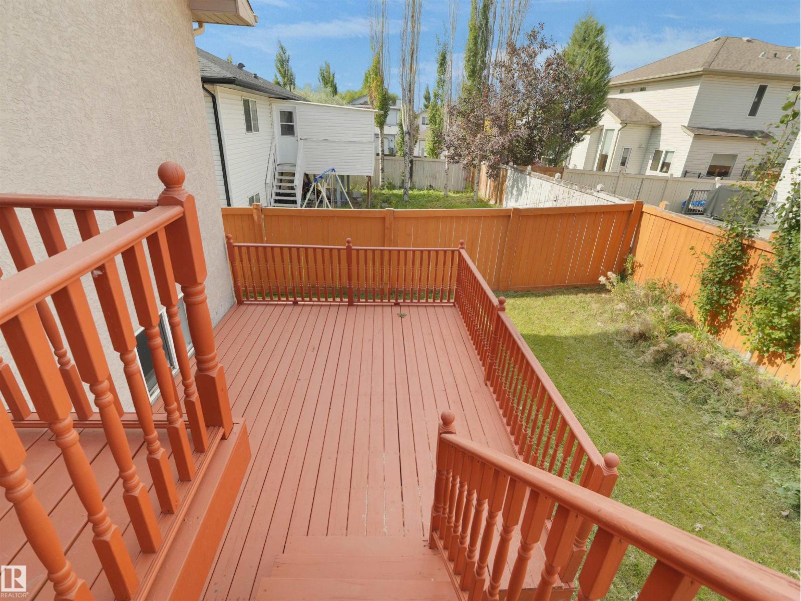 2832 36B AV NW