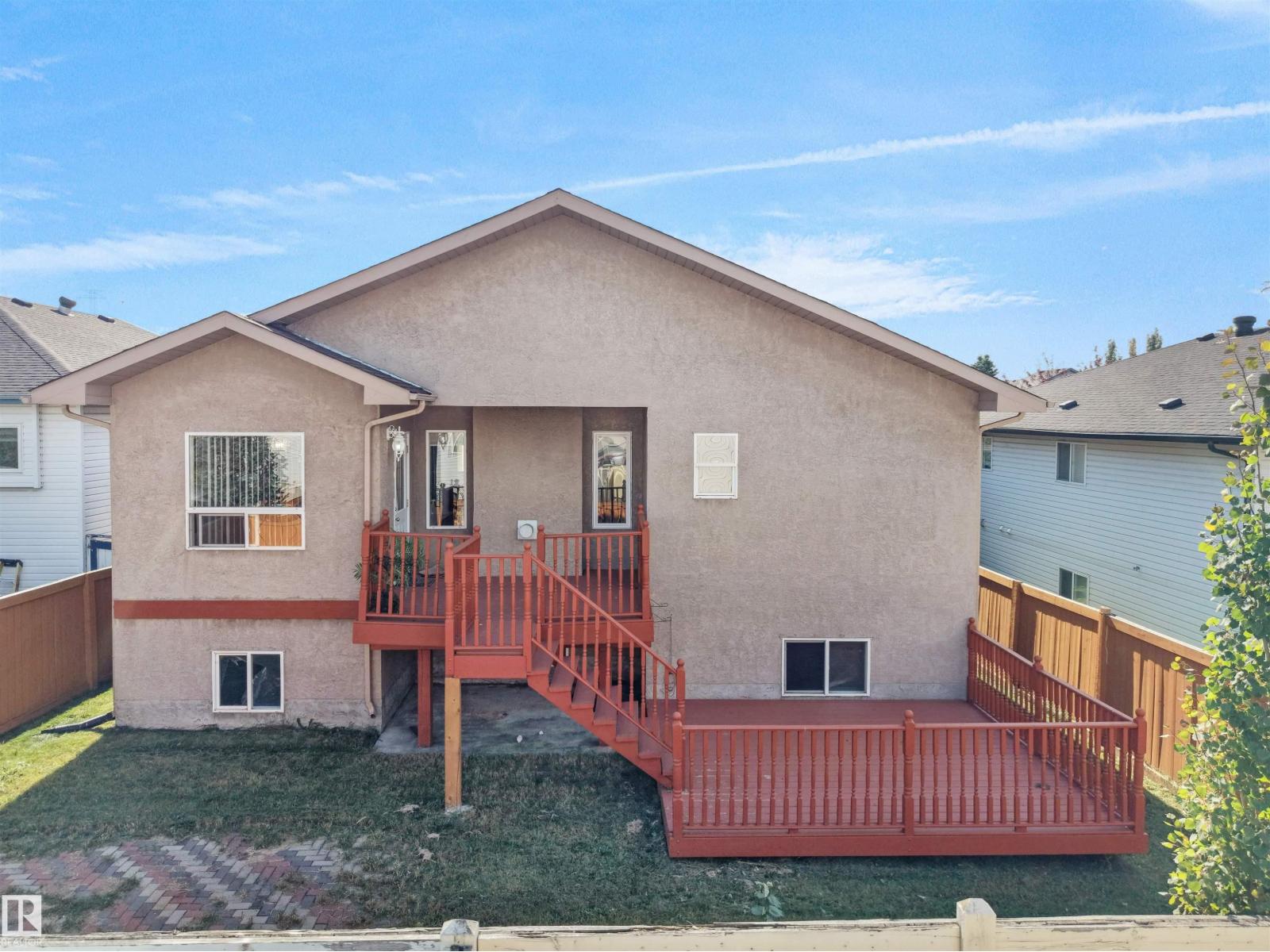 2832 36B AV NW