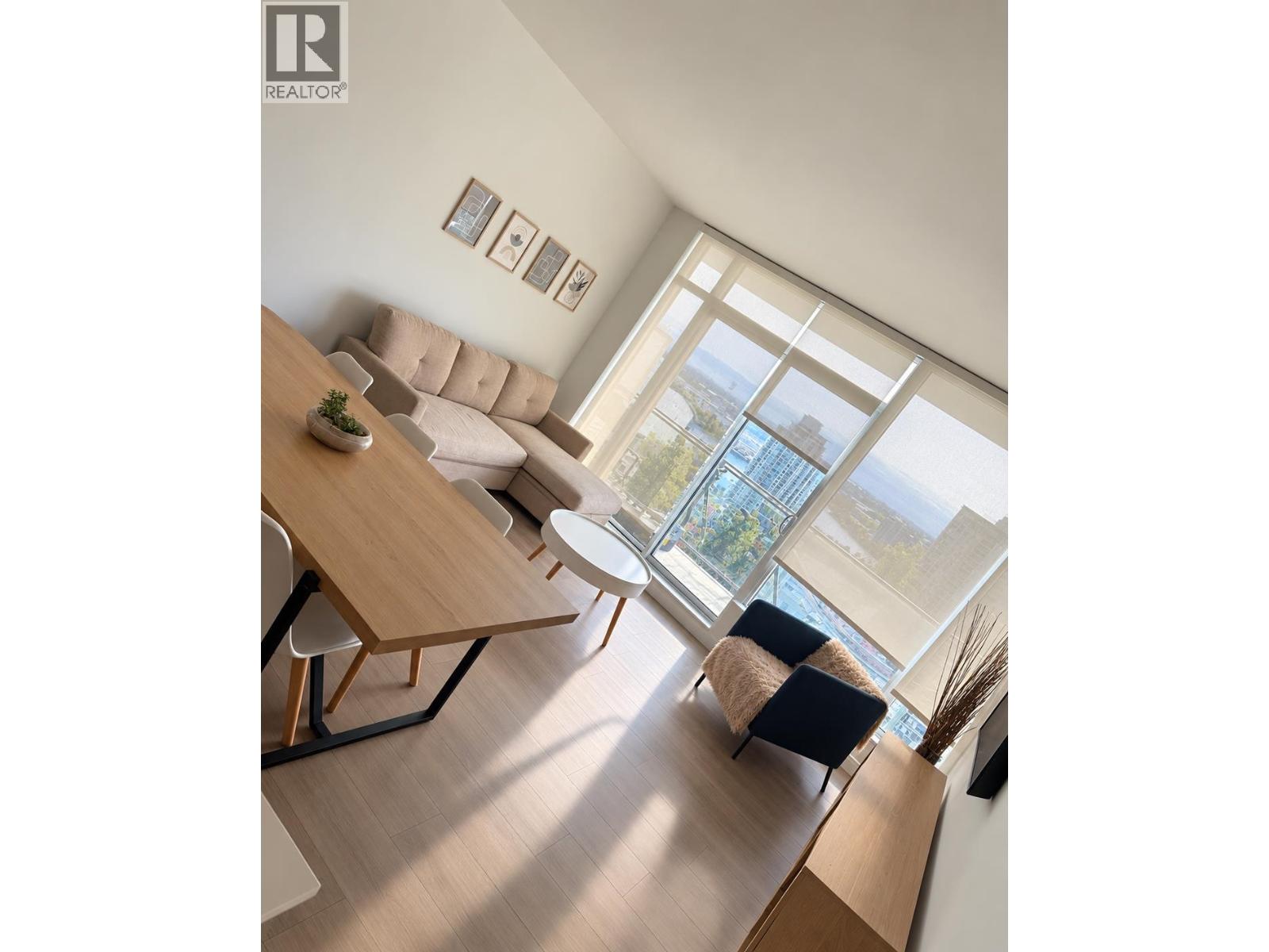 2201 618 Carnarvon Street, New Westminster, British Columbia  V3M 0N9 - Photo 3 - R3168756
