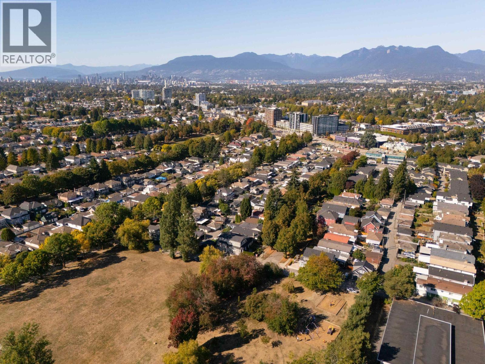 5565 Dundee Street, Vancouver, British Columbia  V5R 3T8 - Photo 31 - R3163918