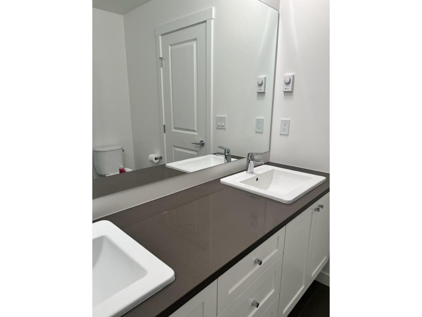 202 15815 85 Avenue, Surrey, British Columbia  V4N 6X5 - Photo 5 - R3169430