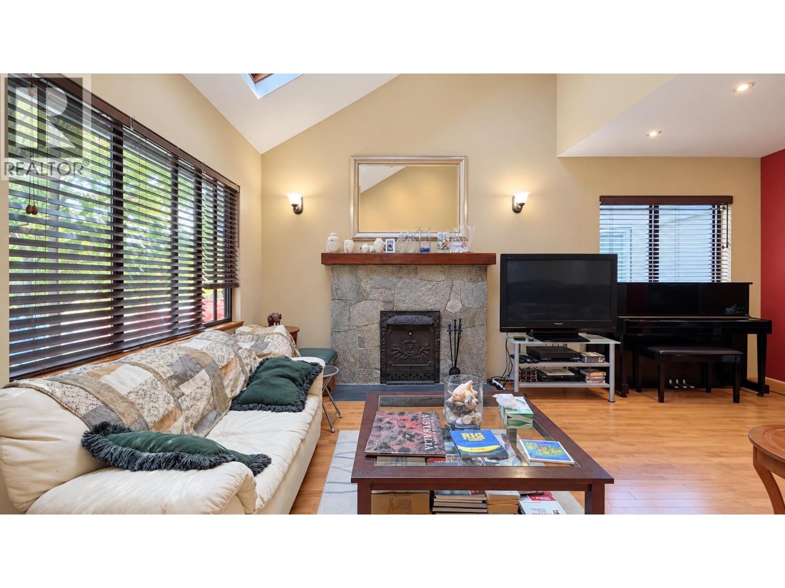 3841 W 23rd Avenue, Vancouver, British Columbia  V6S 1K8 - Photo 3 - R3167828