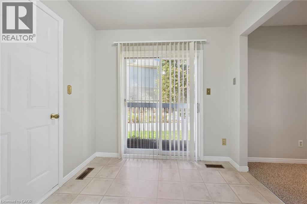 512 Thorndale Drive, Waterloo, Ontario  N2T 2A2 - Photo 14 - 40863453