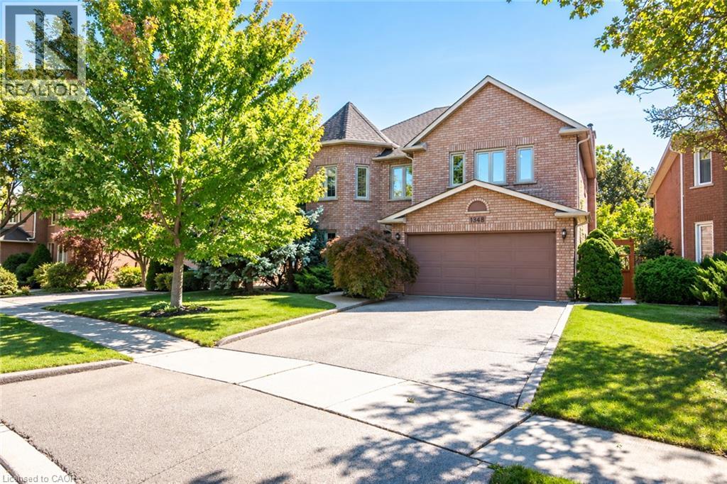 1348 FIELDCREST Lane, Oakville, Ontario