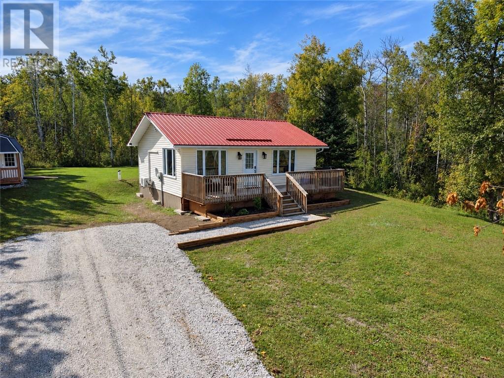 2247 Bay Estates, Nemi, Ontario  P0P 1W0 - Photo 3 - 2130608