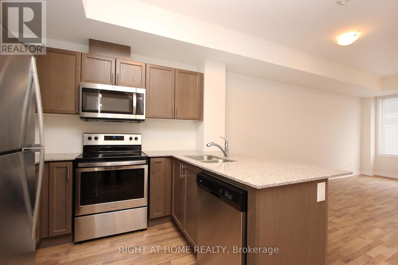 405 - 1460 Whites Road, Pickering, Ontario  L1V 1R4 - Photo 9 - E13827072