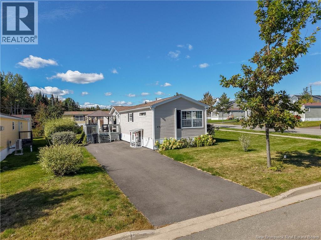 49 Nason Street, Fredericton, New Brunswick E3G 0B3 - Photo 2 - NB148124
