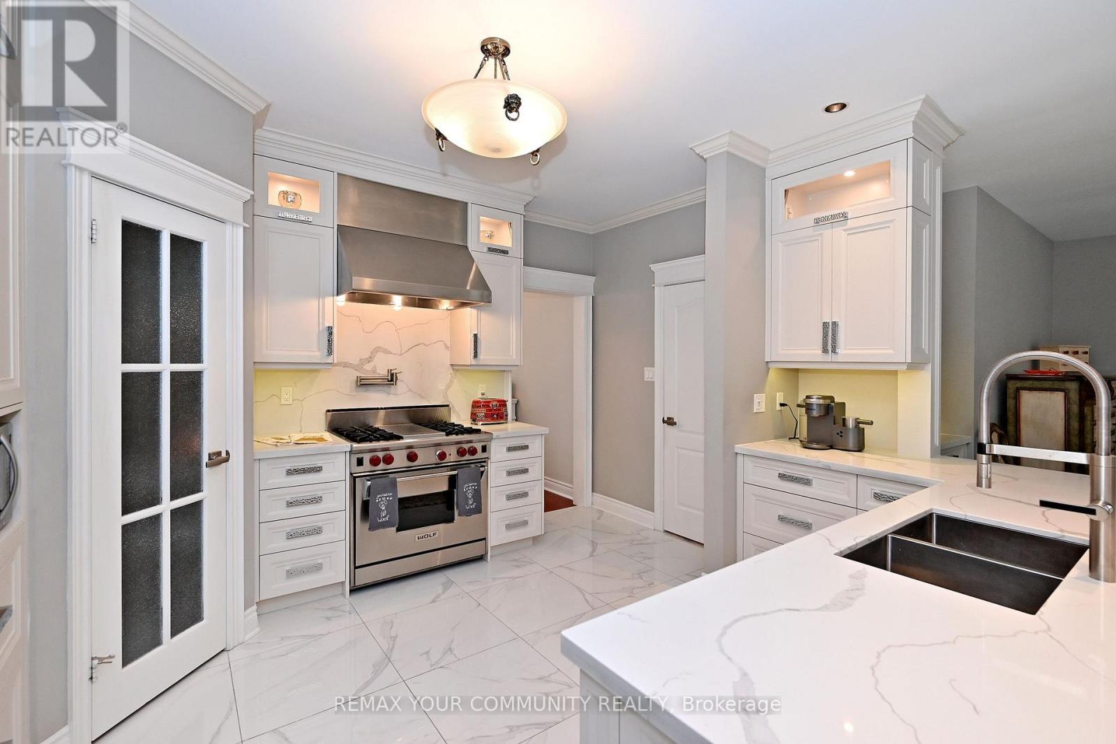 2 Winterberry Drive, Markham, Ontario  L3S 4G3 - Photo 22 - N13751396