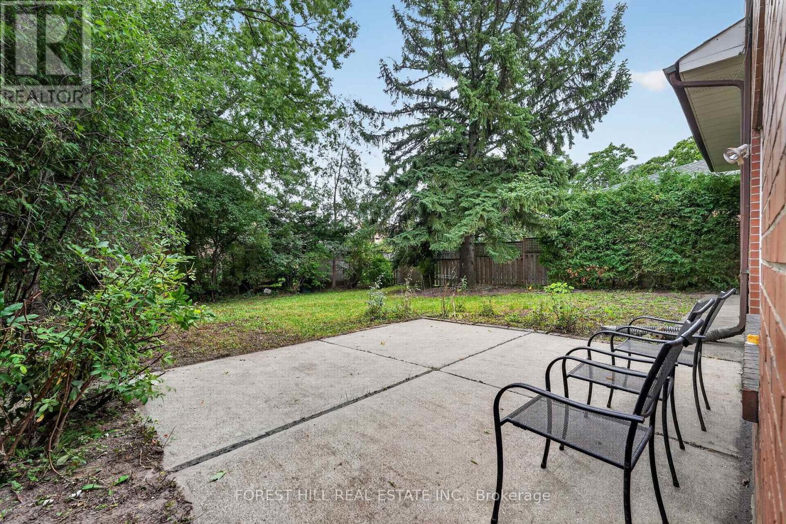 169 Overbrook Place, Toronto, Ontario  M3H 4R2 - Photo 21 - C13825486