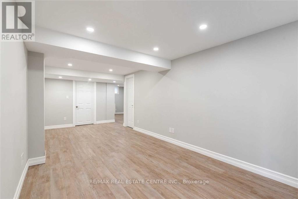 265 Coxe Boulevard E, Milton, Ontario L9T 4L4 - Photo 5 - W13735394