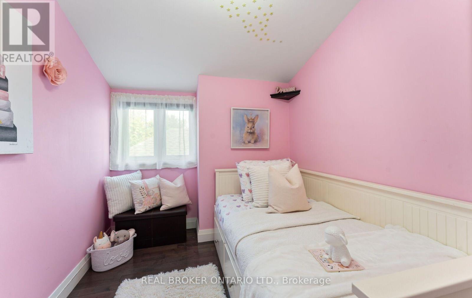 26 Roxaline Street, Toronto, Ontario  M9P 2Y9 - Photo 32 - W13822250