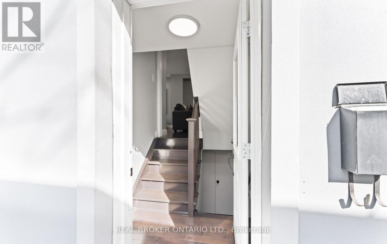 26 Roxaline Street, Toronto, Ontario  M9P 2Y9 - Photo 36 - W13822250