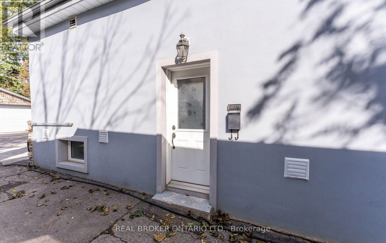 26 Roxaline Street, Toronto, Ontario  M9P 2Y9 - Photo 37 - W13822250