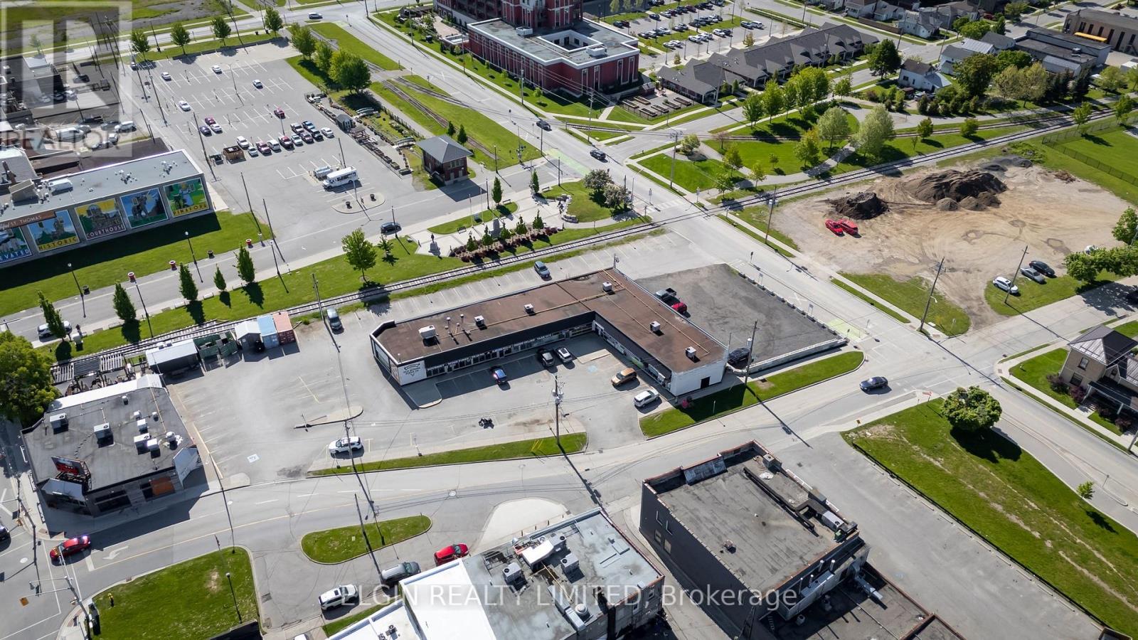 5 - 9 Princess Avenue, St. Thomas, Ontario  N5R 3V3 - Photo 2 - X13827012