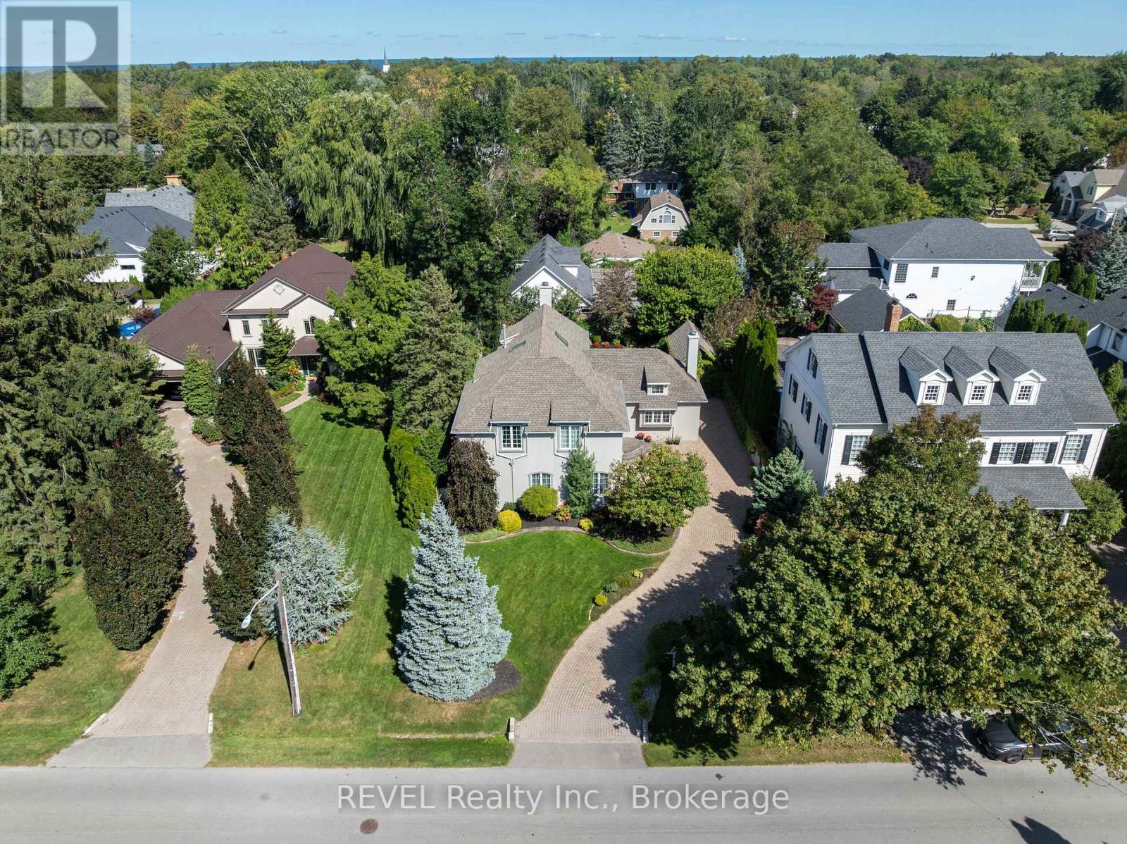 169 John Street W, Niagara-On-The-Lake, Ontario  L0S 1J0 - Photo 2 - X13827058
