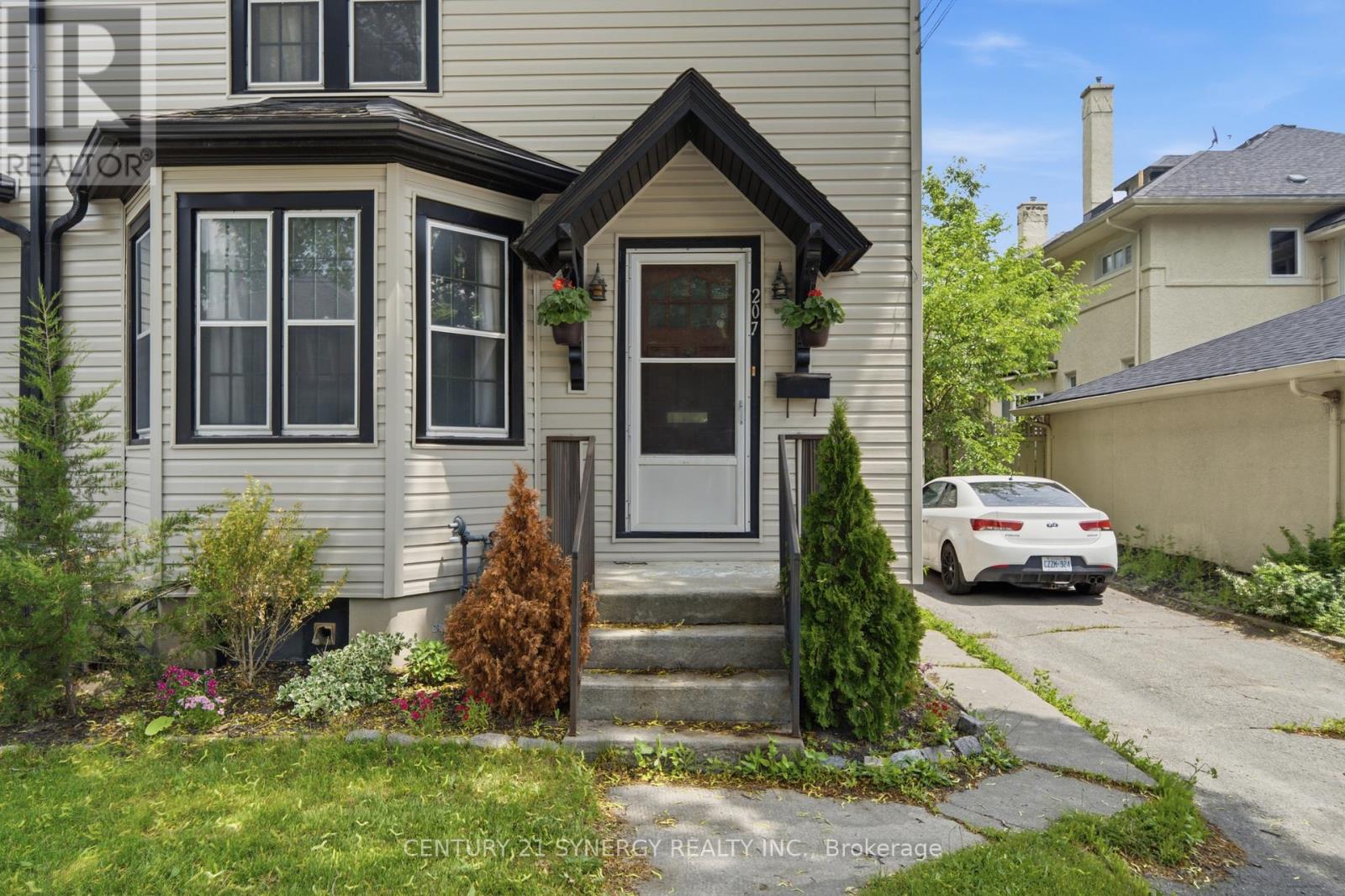 207-209 Foster Avenue, Belleville, Ontario  K8N 3R1 - Photo 3 - X13511282