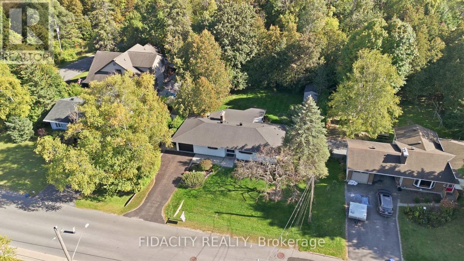 36 Beverly Street, Ottawa, Ontario  K2S 0S2 - Photo 40 - X13825656