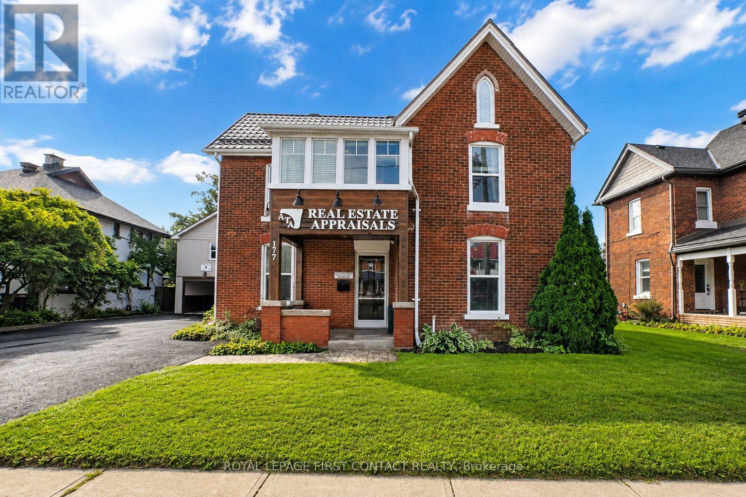 177 Dunlop Street W, Barrie (Queen's Park), Ontario  L4N 1B4 - Photo 3 - S13827060