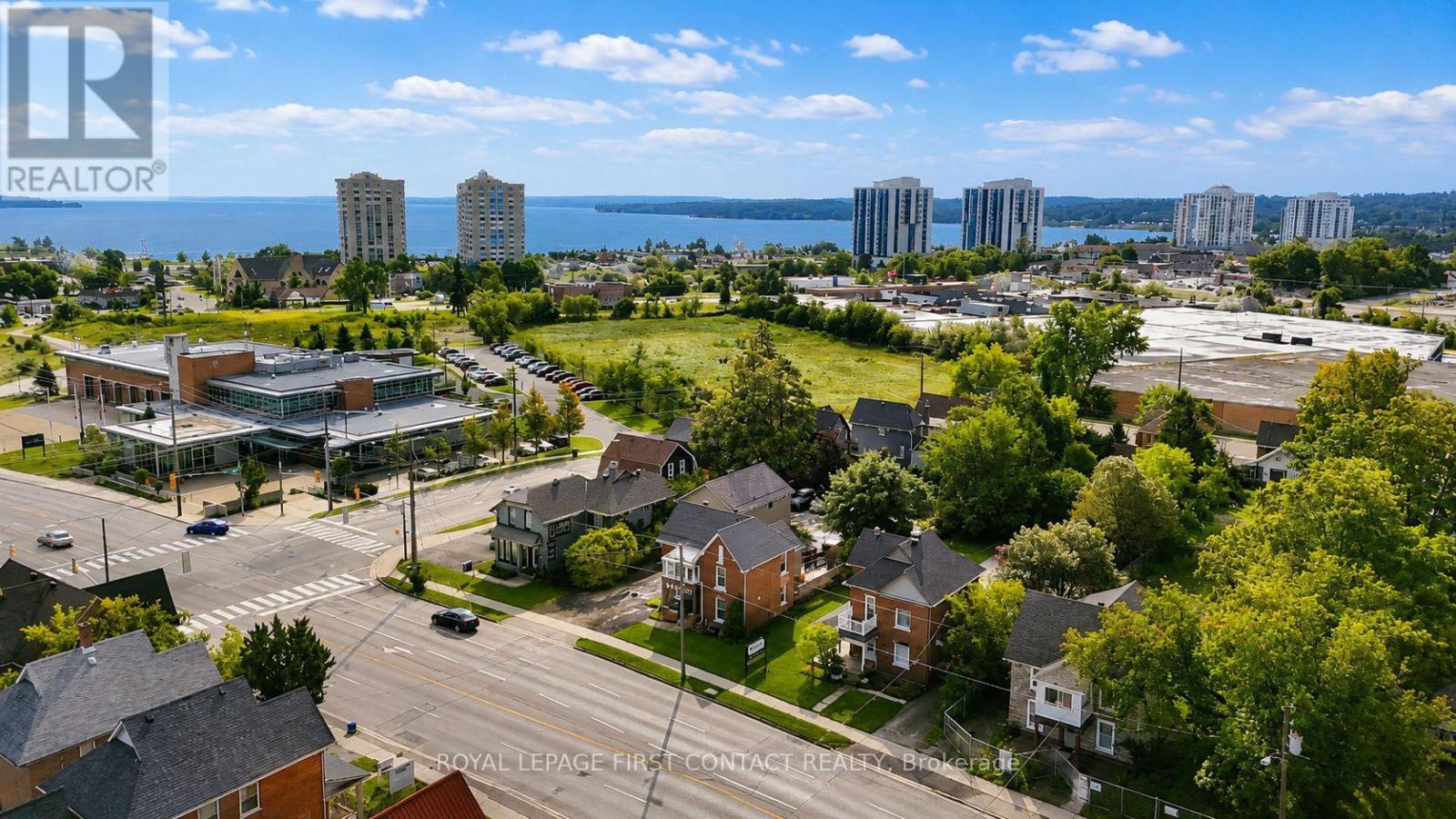 177 Dunlop Street W, Barrie (Queen's Park), Ontario  L4N 1B4 - Photo 30 - S13827060