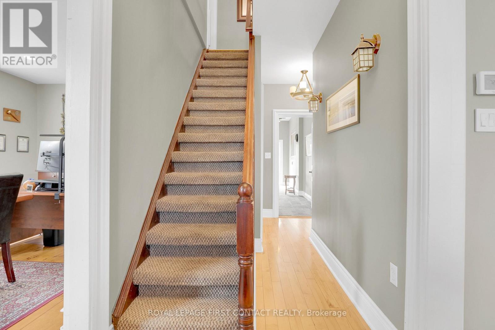 177 Dunlop Street W, Barrie (Queen's Park), Ontario  L4N 1B4 - Photo 9 - S13827060