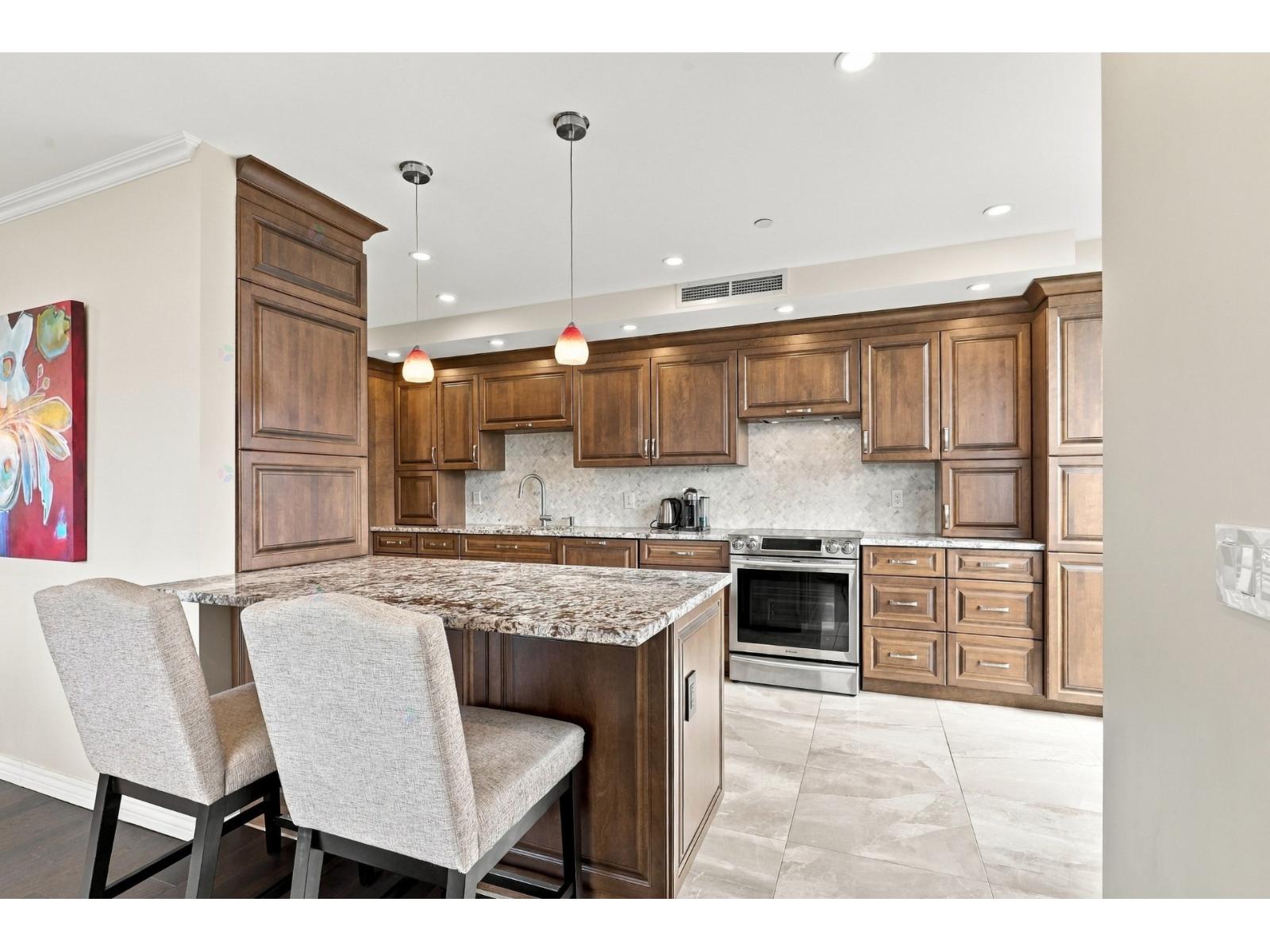 5850 Av. Marc-Chagall|#607 Côte-Saint-Luc Quebec Canada H4A1G1 3