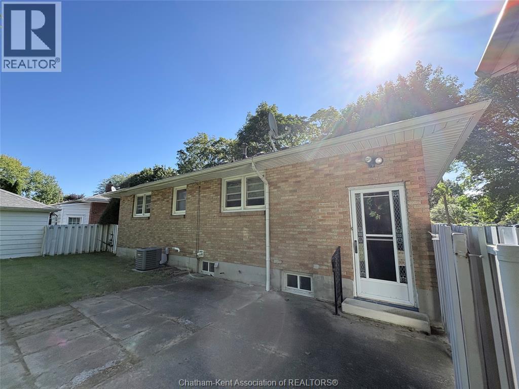 62 Burton Avenue, Chatham, Ontario  N7M 4Z5 - Photo 24 - 26023560