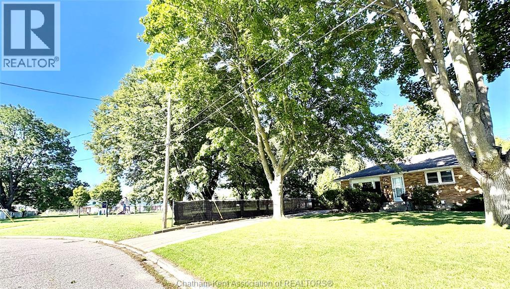 62 Burton Avenue, Chatham, Ontario  N7M 4Z5 - Photo 31 - 26023560