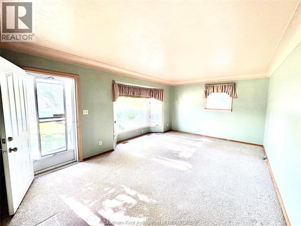 62 Burton Avenue, Chatham, Ontario  N7M 4Z5 - Photo 6 - 26023560
