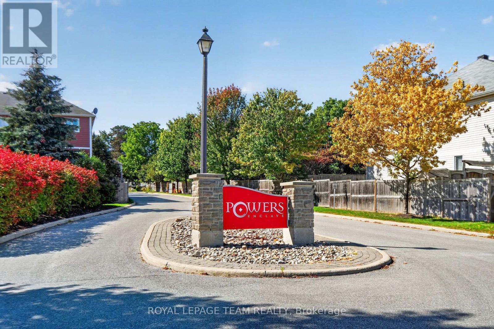 66 Evelyn Powers Private, Ottawa, Ontario  K2S 0E1 - Photo 2 - X13827128