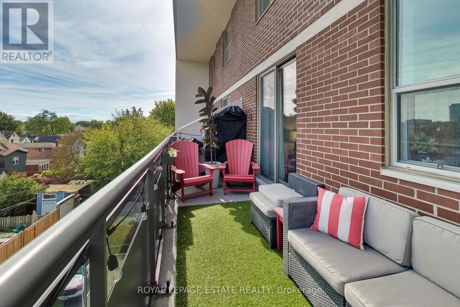 311 - 1071 Woodbine Avenue, Toronto, Ontario  M4C 4C2 - Photo 20 - E13818168